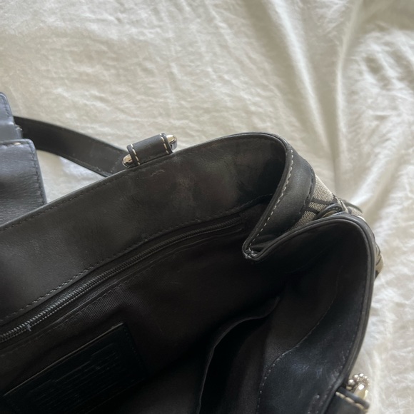 Black and Grey Coach Bag - Picture 4 of 13